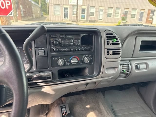 2000 Chevrolet Silverado 3500 HD Base
