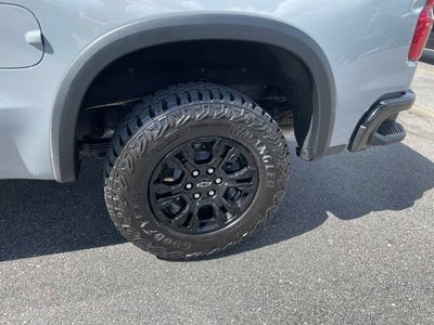 2025 Chevrolet Silverado 1500 ZR2