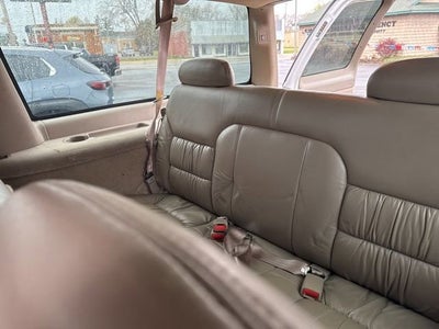 1997 Chevrolet Suburban Base